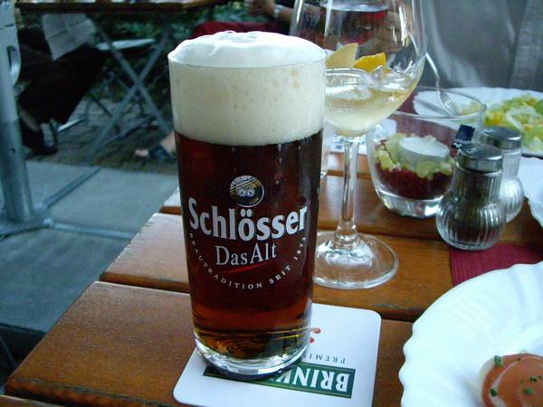 Shlosser Alt Shlosser Alt