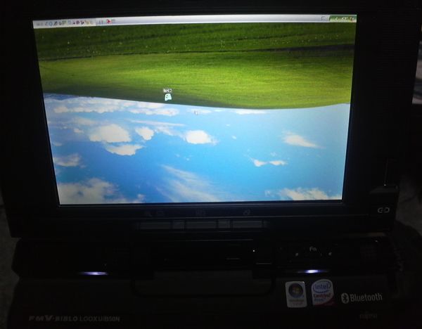 画面の反転とキーボードライトON