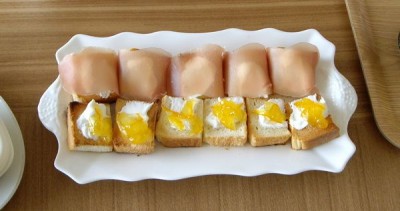 朝食のパン。美味しかったです!!