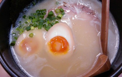 たまごラーメン700円なりー