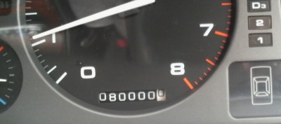 高速の渋滞中に8万Km達成!!