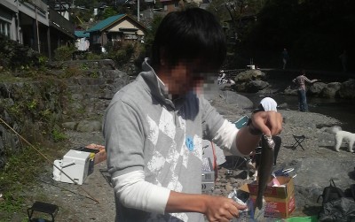 S原氏がいきなり釣り上げてました