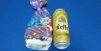 お菓子とビール