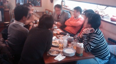 合計9人の豪勢な顔ぶれ・・・