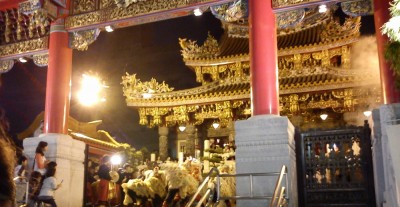 帰りがけにお祭りのエンディングを見れました