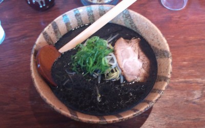黒味噌ラーメン650円