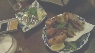 きびなごの刺身とメンチカツ