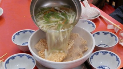 スープをドパァ~っと