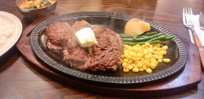 ロース300gですの