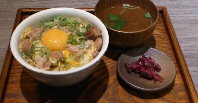 親子丼で腹ごしらえ・・・