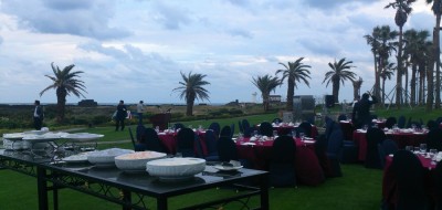 夜はガーデンパーティー