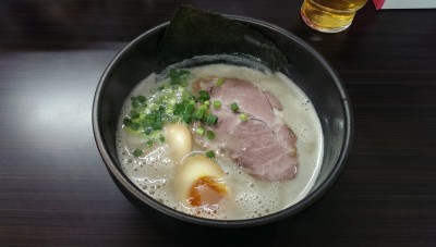 たまごラーメン700円