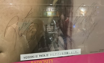 PATAとYOSHIKIのサイン